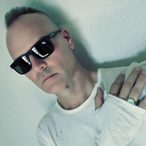 Meet your Posher, Wesley